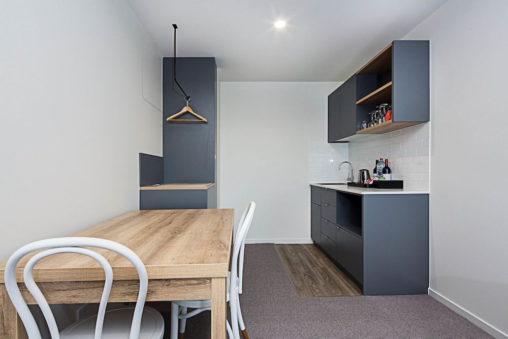 Mantra MacArthur Canberra Deluxe Suite, 2 Bedrooms 9