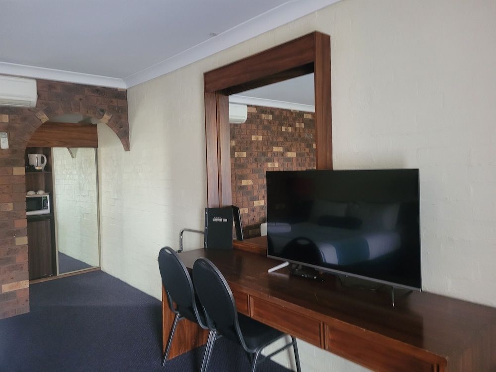 Seaton Arms Motor Inn Standard Room 4