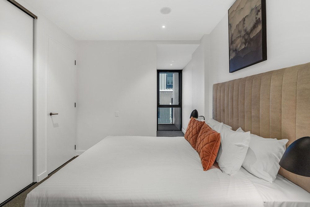 The Eminence Apartments by CLLIX Two Bedroom Two Bathroom Apartment 4