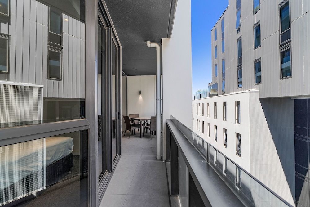 The Eminence Apartments by CLLIX Two Bedroom Two Bathroom Apartment 6