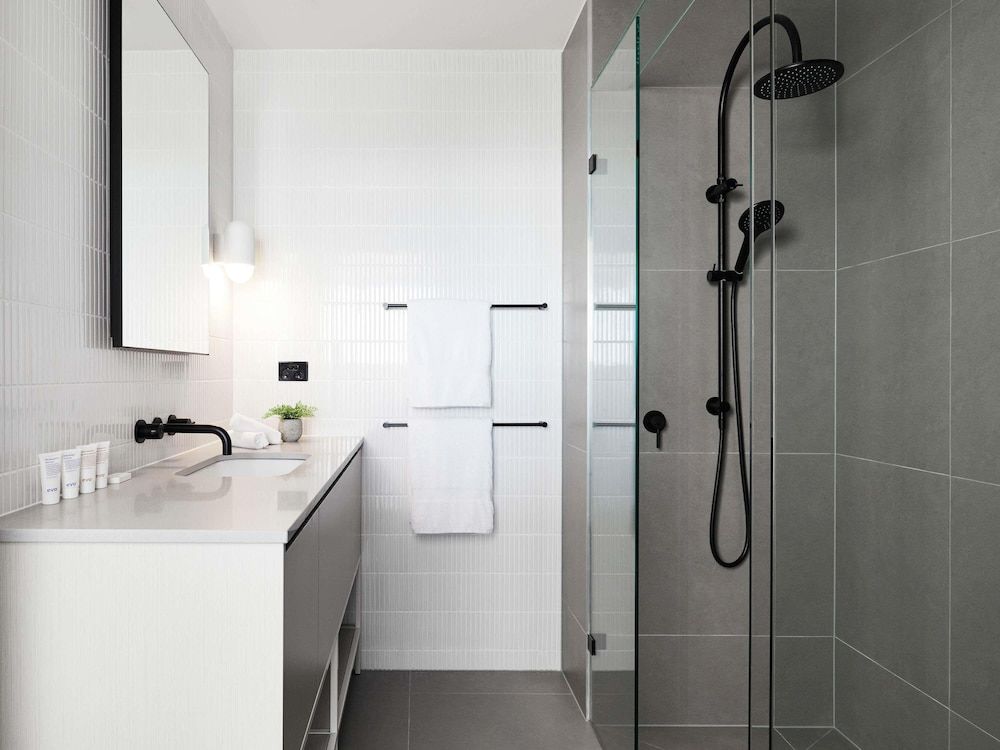 The Chen Melbourne - Art Series