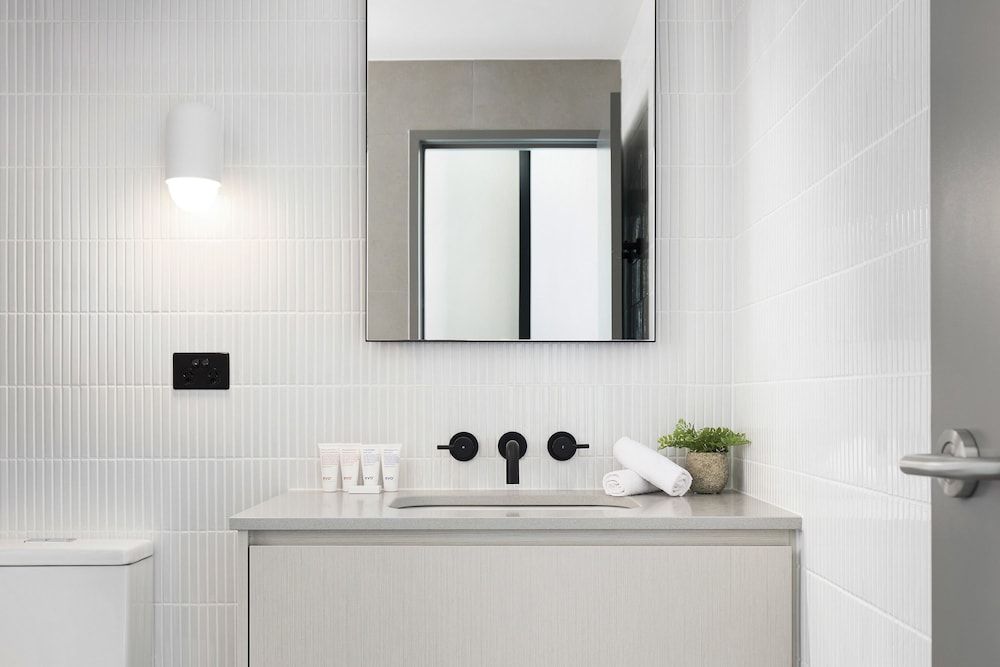 The Chen Melbourne - Art Series Chen King, Balcony 5