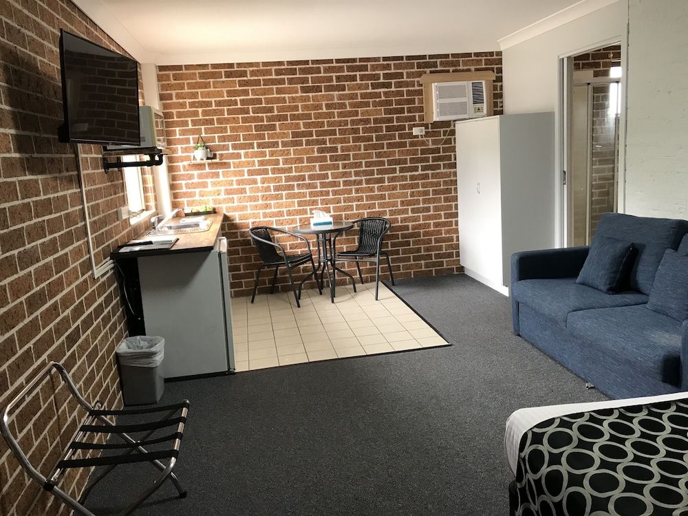 Coffs Shearwater Motel Executive Queen Room with Kitchenette (1st Floor) 6
