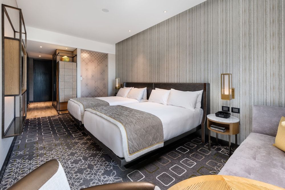 Twin Classic Room