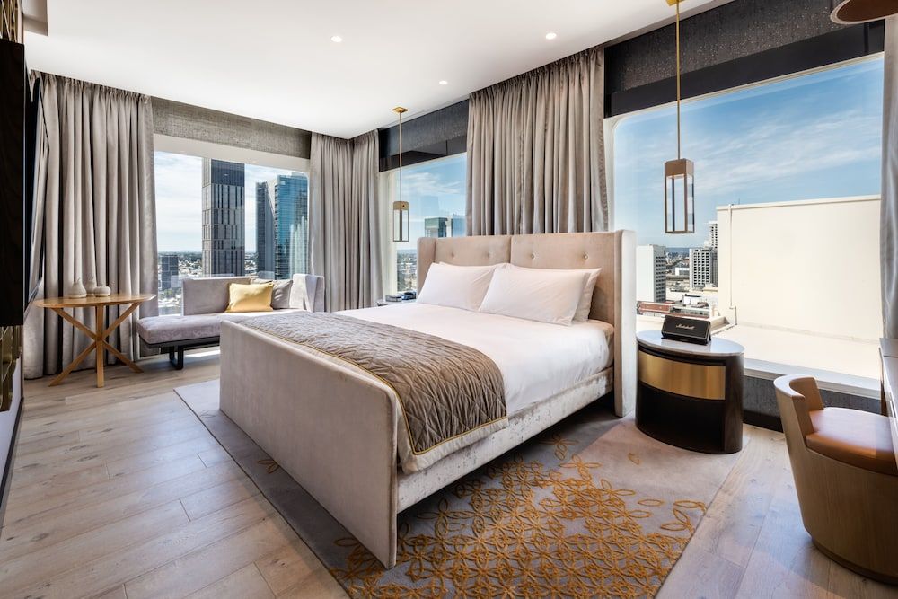 Suite (Penthouse)
