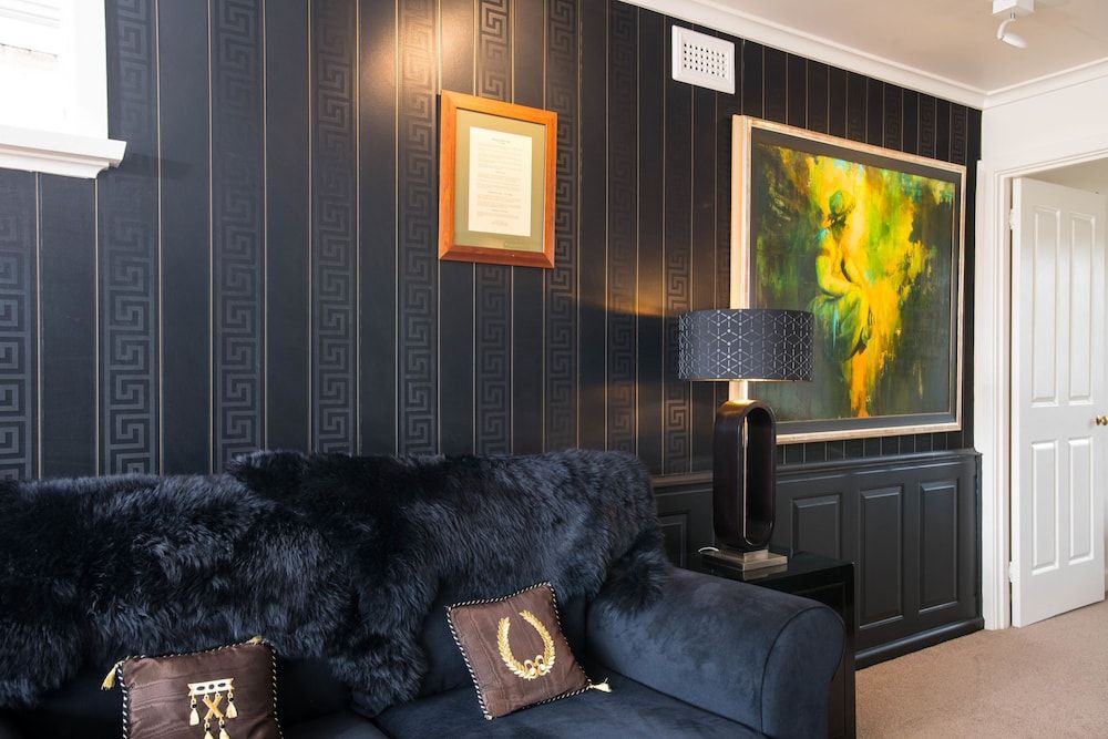Battery Point Boutique Accommodation 2 Bedroom Apartment Upstairs Unit 4 12