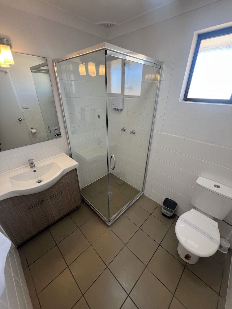 Adelong Motel Double/Twin Room 3