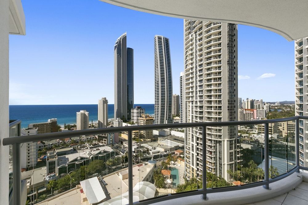 undefined Chevron Renaissance - HR Surfers Paradise 7