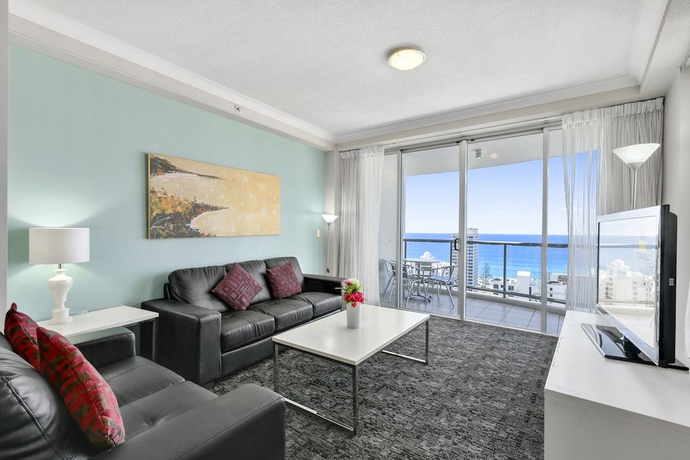 Chevron Renaissance - HR Surfers Paradise Apartment, 2 Bedrooms, 2 Bathrooms, Ocean View (Apartment 2196) 8