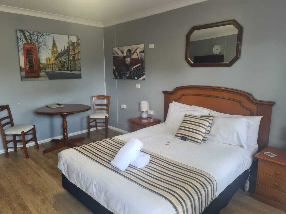 Valley View Motel Luxury Room, 1 Queen Bed 4