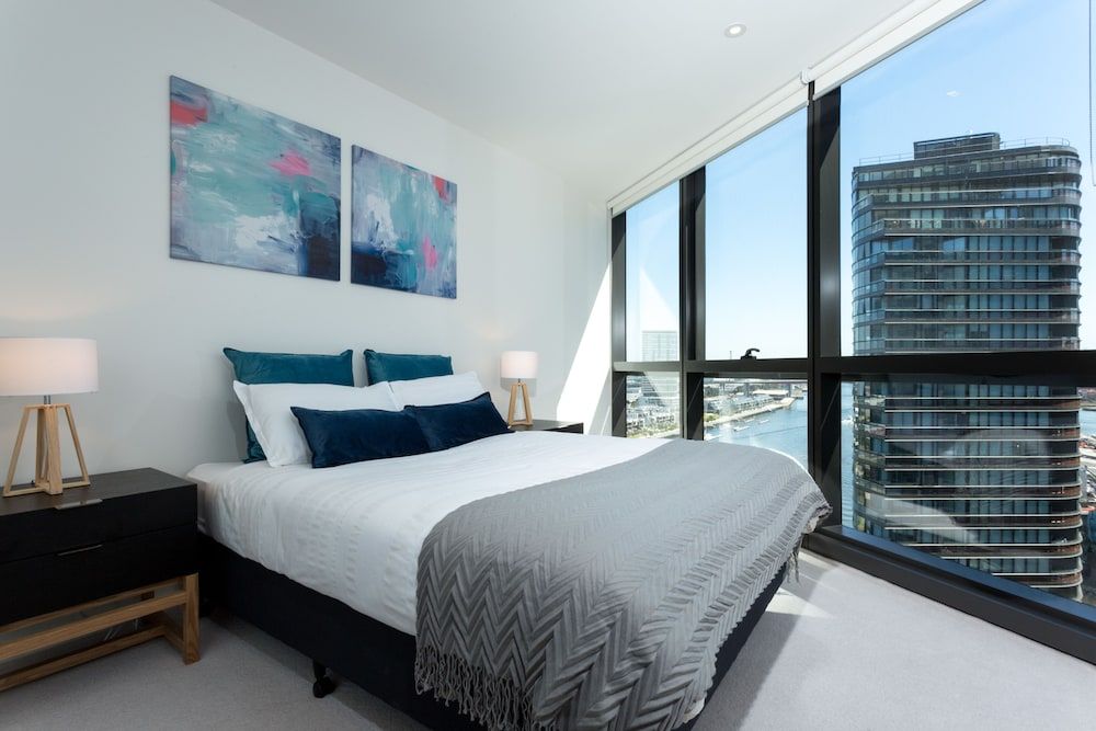 Deluxe One Bedroom Apartment - City View