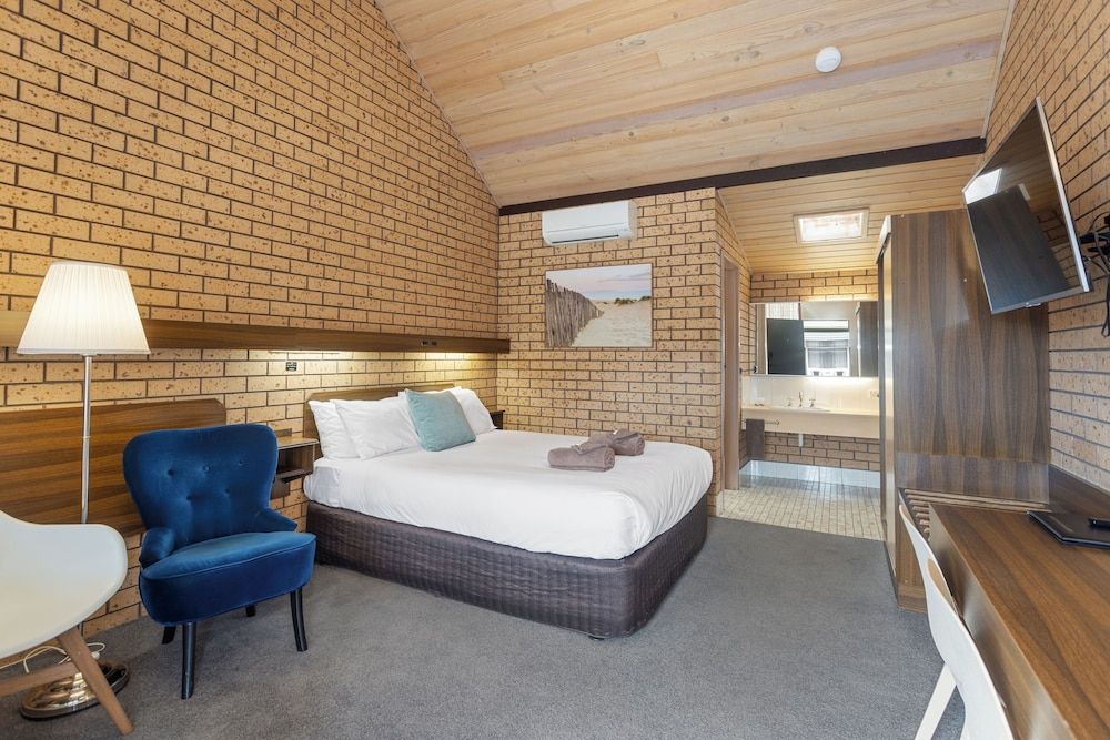 Maffra Motor Inn Double Room, 1 Queen Bed