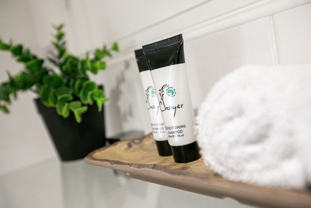 Sunlit Waters Studio Apartments Small Studio 6