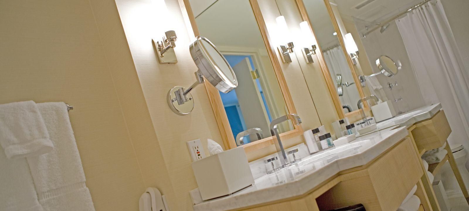 The Colonnade Hotel Back Bay Superior King 3