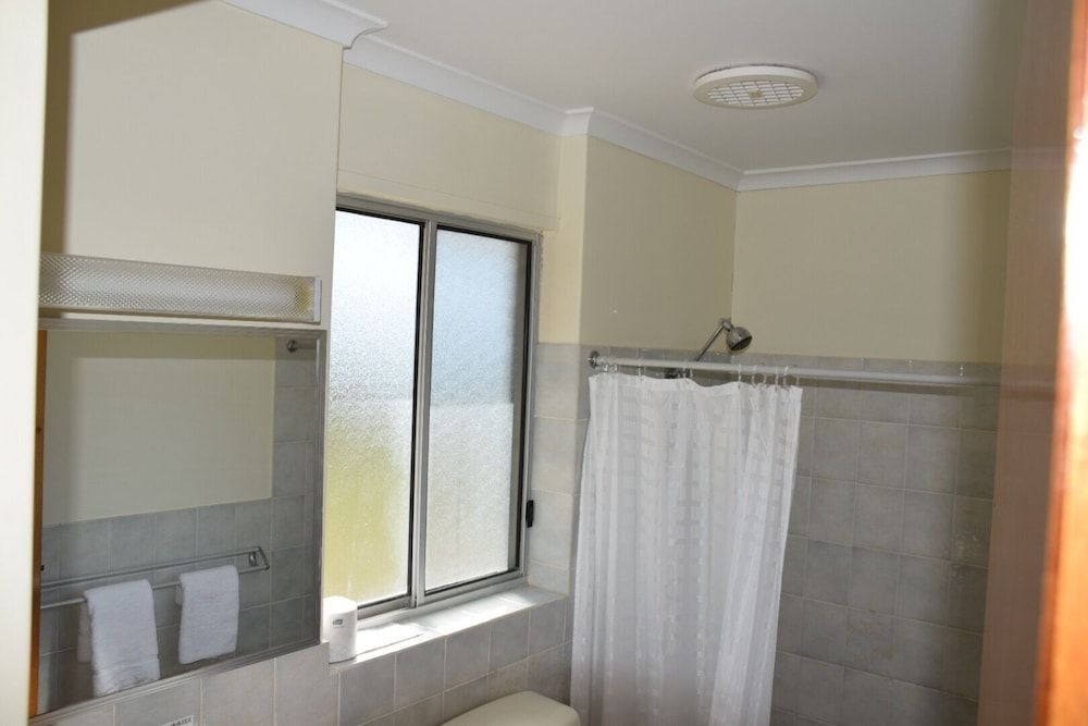 Standard Room (11)