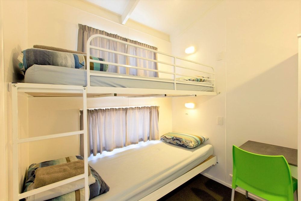 Family Cabin, 3 Bedrooms (1 Queen and 2 Bunk Beds)