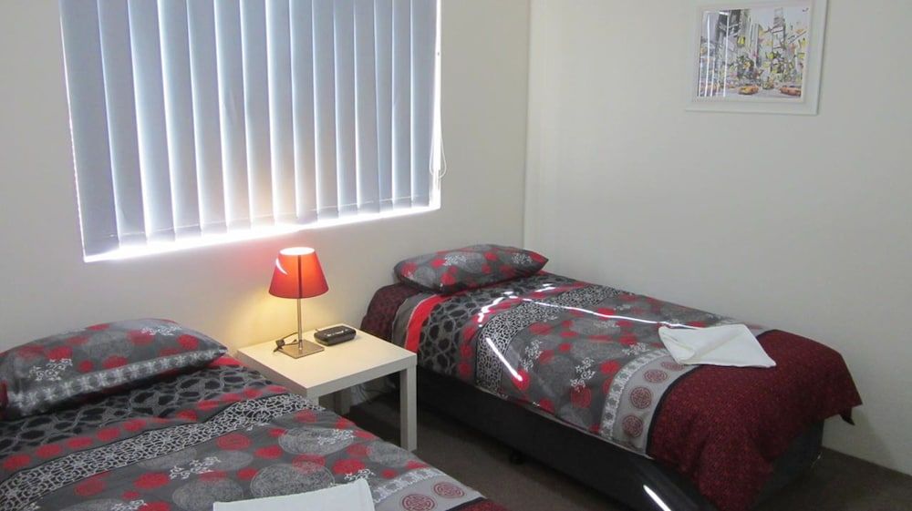 Apartment, 2 Bedrooms (35 Grose St)