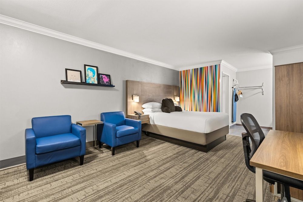 Signature Temecula Room, 1 Queen Bed, Accessible, Non Smoking 2