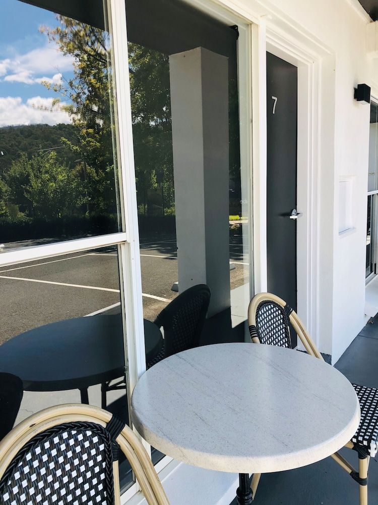 Tower Motel Deluxe Room, Non Smoking (Queen Deluxe Suite Wend) 3