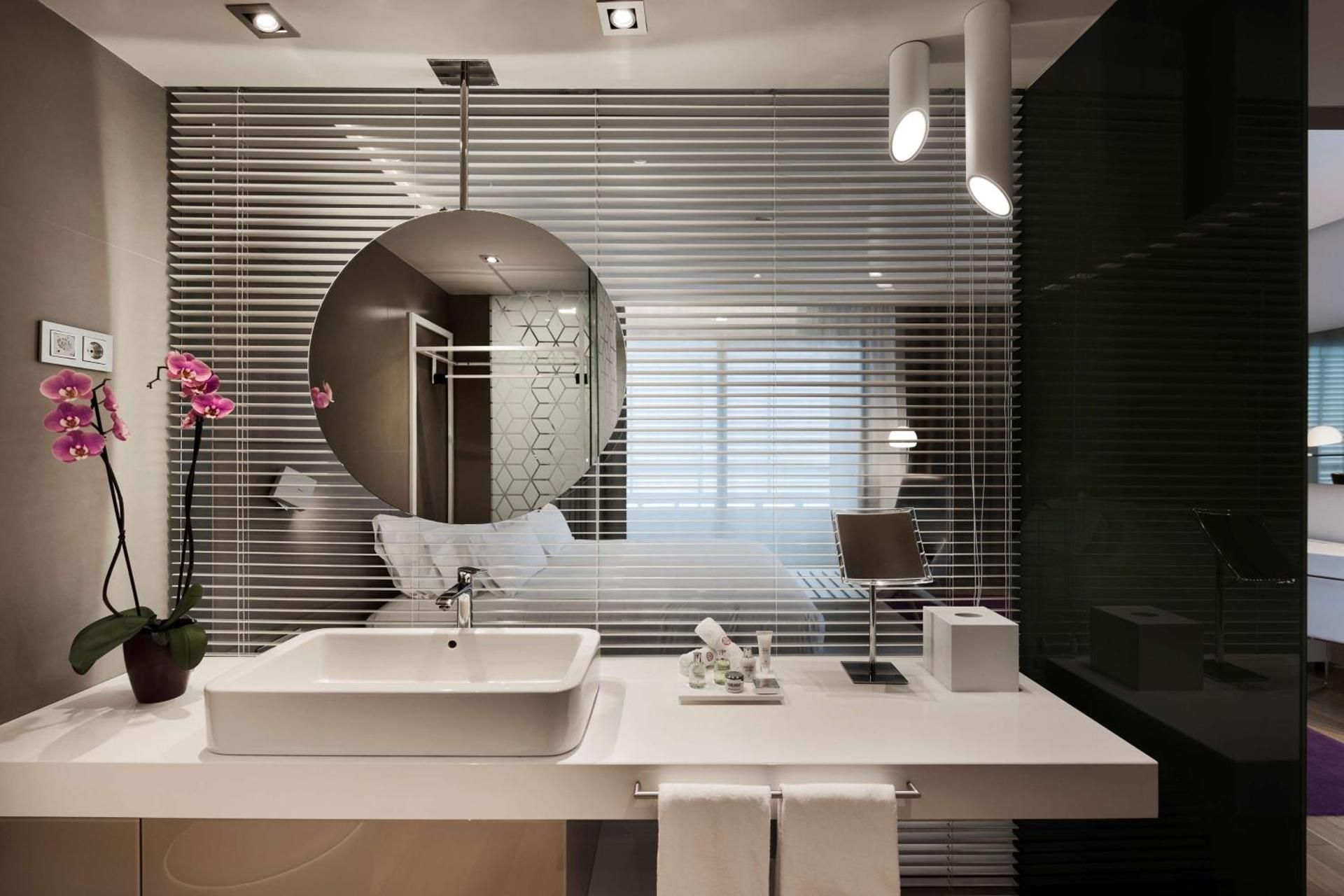 undefined NH Collection Madrid Eurobuilding 6