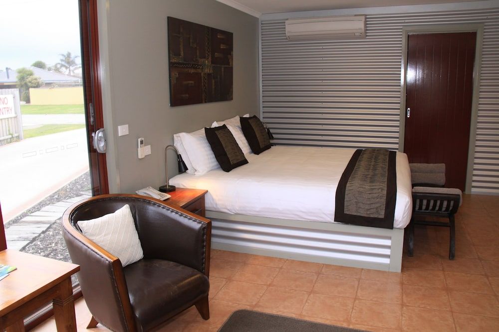 Bairnsdale Motel Executive Studio, Jetted Tub (Studio Spa King Executive) 2