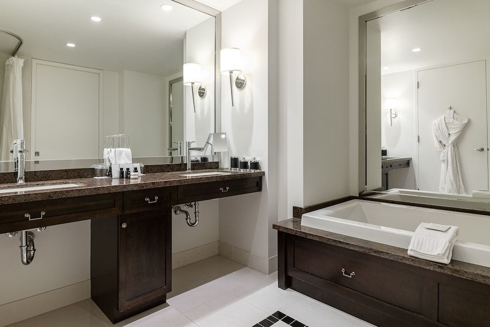 Hotel Le Bonne Entente Deluxe Suite (Business Lounge Access) 2