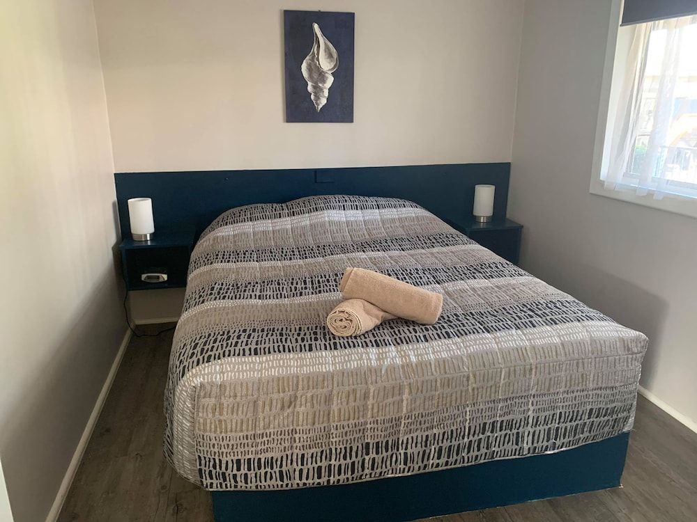Comfort Apartment, 2 Bedrooms, River View (Unit 3)
