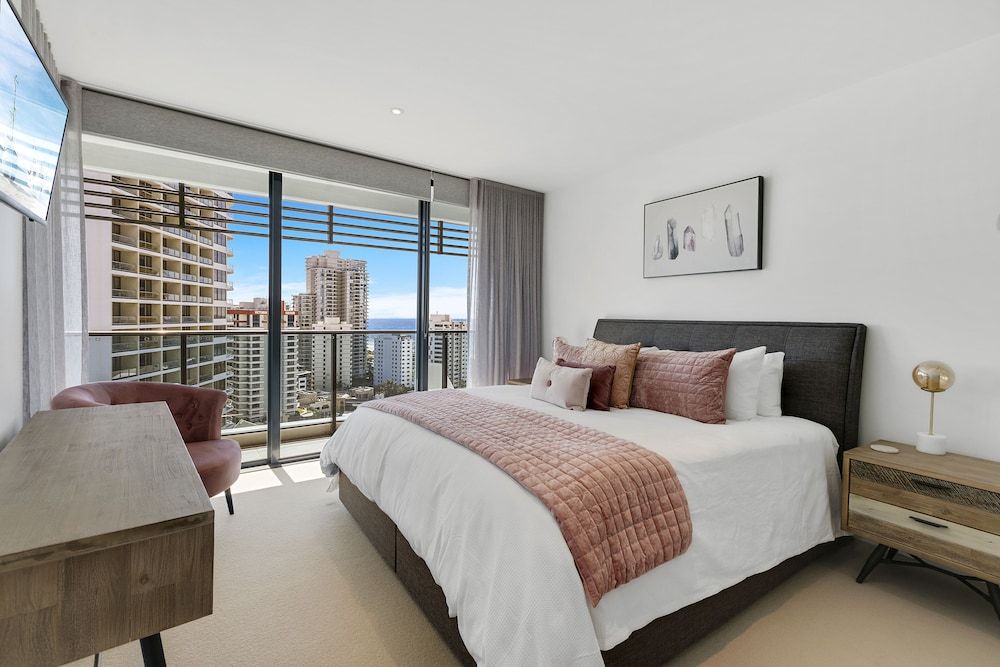 Premium Apartment, 2 Bedrooms, City View