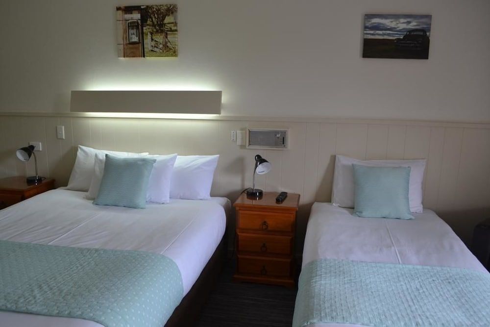 Gatton Motel Twin Room