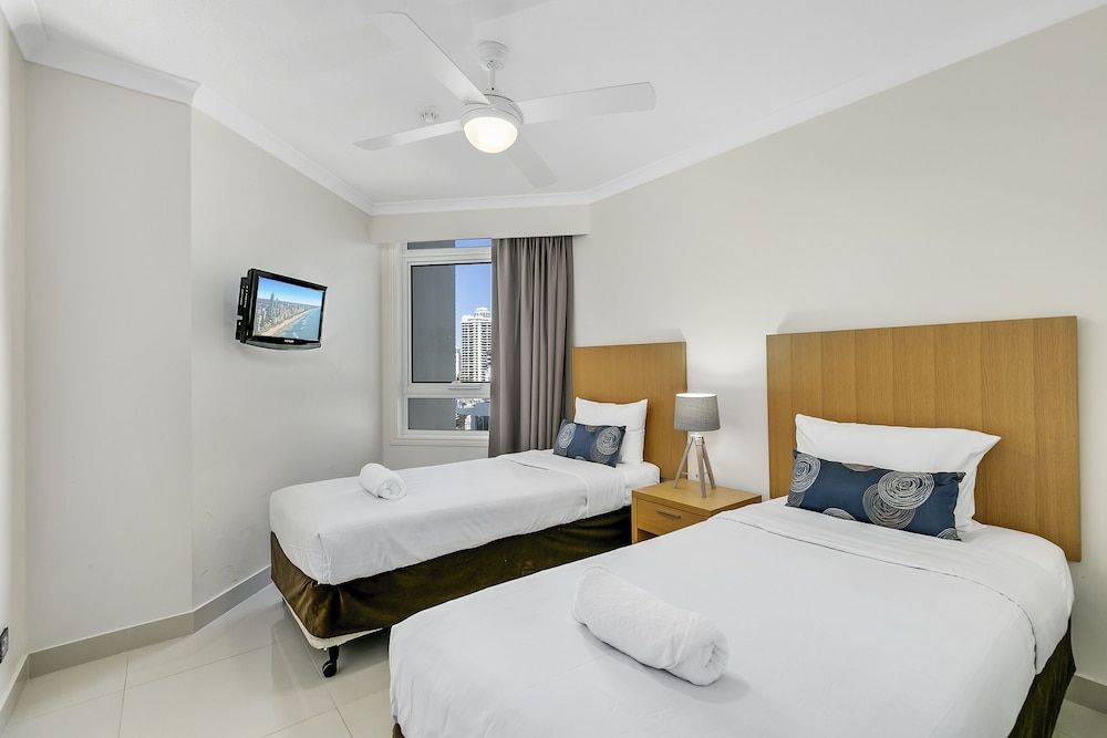 Moroccan Resort - HR Surfers Paradise Apartment, 2 Bedrooms, 2 Bathrooms (Apartment 252) 2