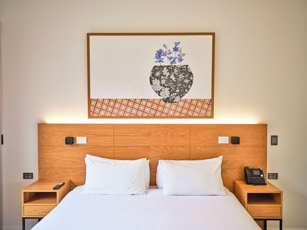 Superior Room, 1 King Bed, Balcony, River View