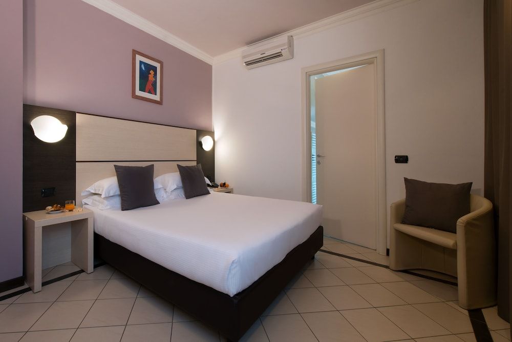 CDH Hotel La Spezia Classic Room 2