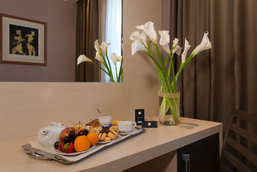 CDH Hotel La Spezia Classic Double Room Single Use, 1 Large Twin Bed 4