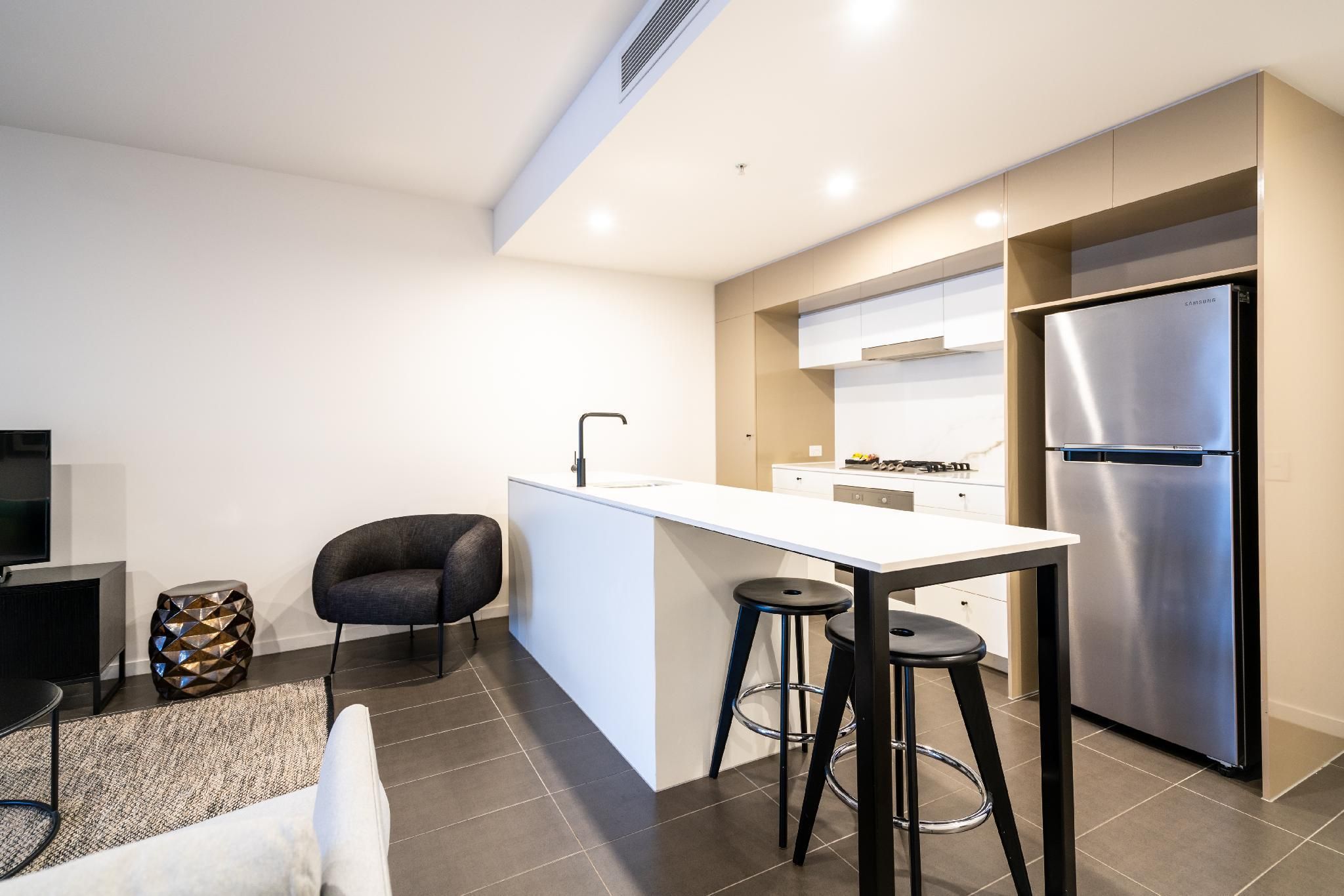 1-Bedroom Executive City View Apartment with Balcony