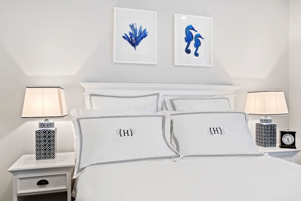 The Hamptons Apartments - Port Melbourne 2 Bedroom Premier