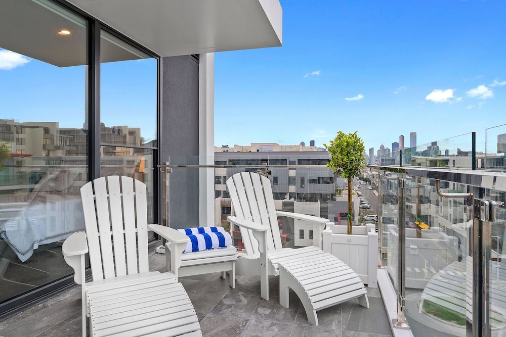 The Hamptons Apartments - Port Melbourne 2 Bedroom Premier 4