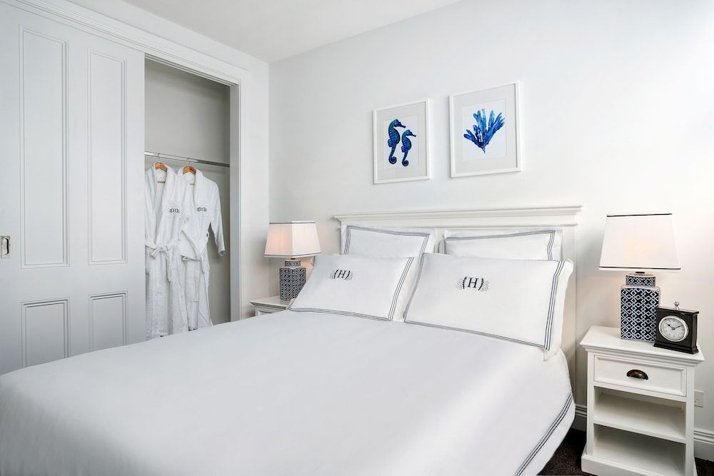 1 Bedroom Standard