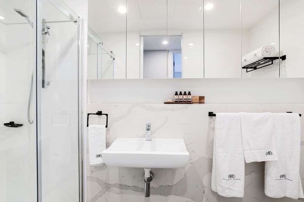 The Hamptons Apartments - Port Melbourne 2 Bedroom Deluxe 5