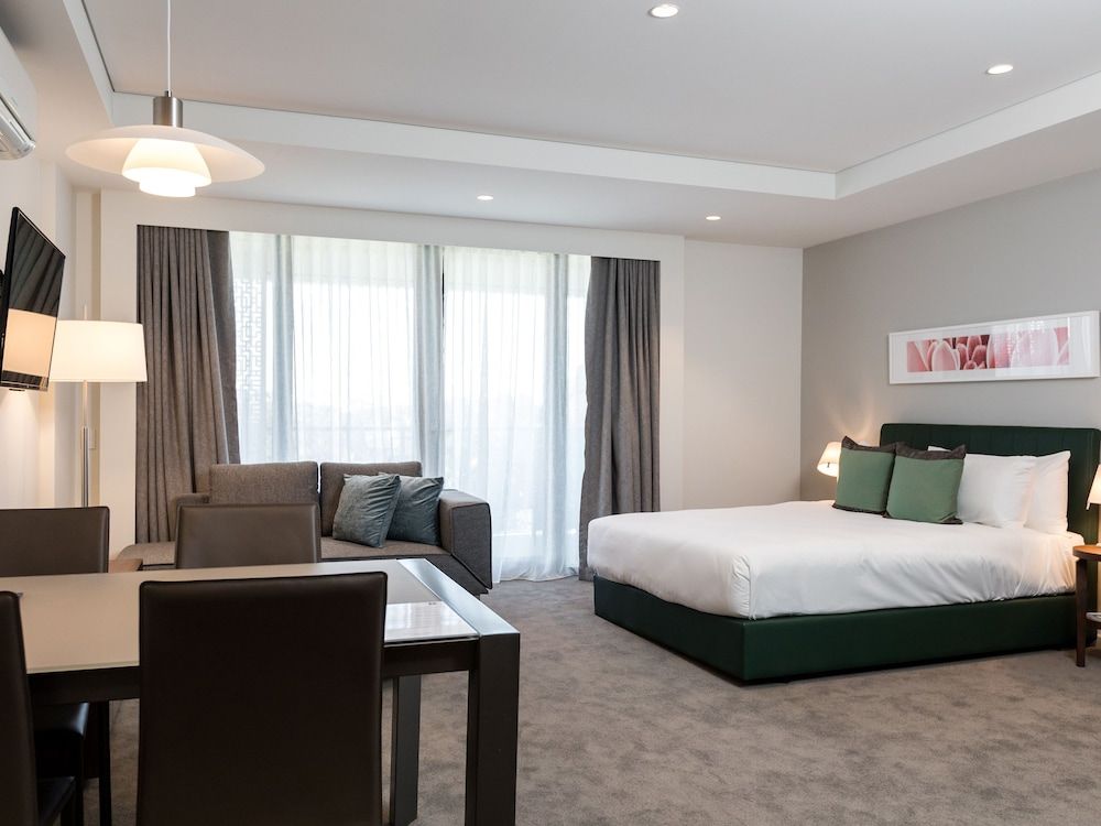 The Branksome Hotel And Residences Studio Suite, Balcony (Airport Facing)