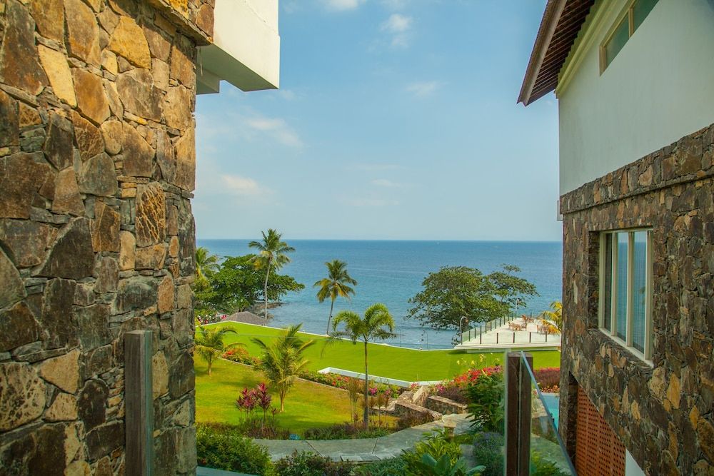 Rajavilla Lombok Resort Deluxe Garden 6