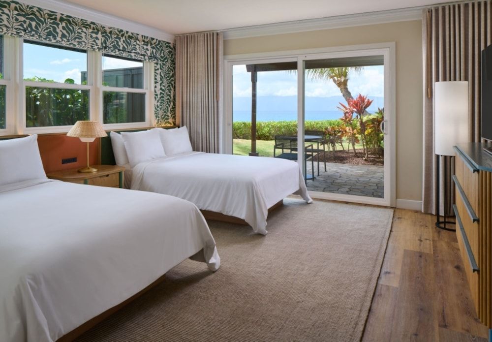 Royal Bungalow, 2 Double Beds, Oceanfront