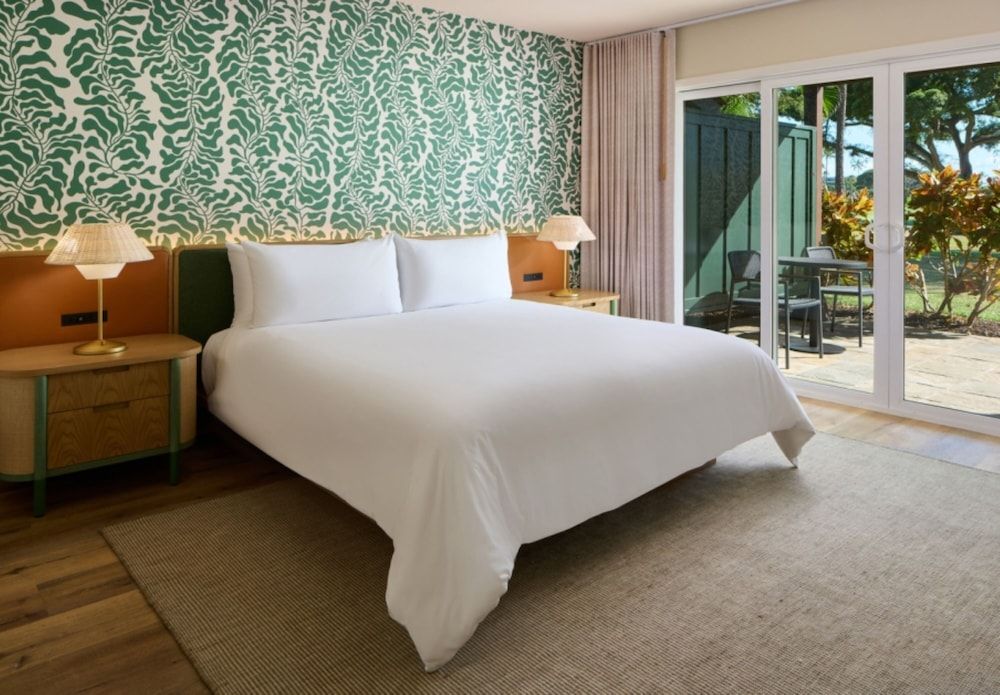 Royal Bungalow, 1 King Bed