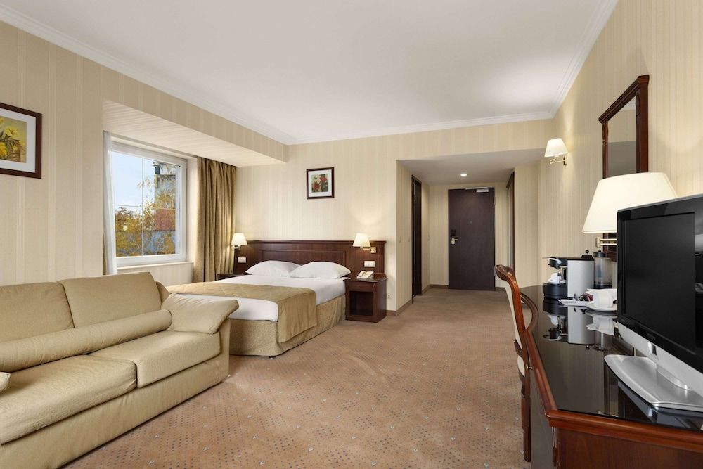 undefined Ramada Hotel & Suites by Wyndham Bucharest North 5