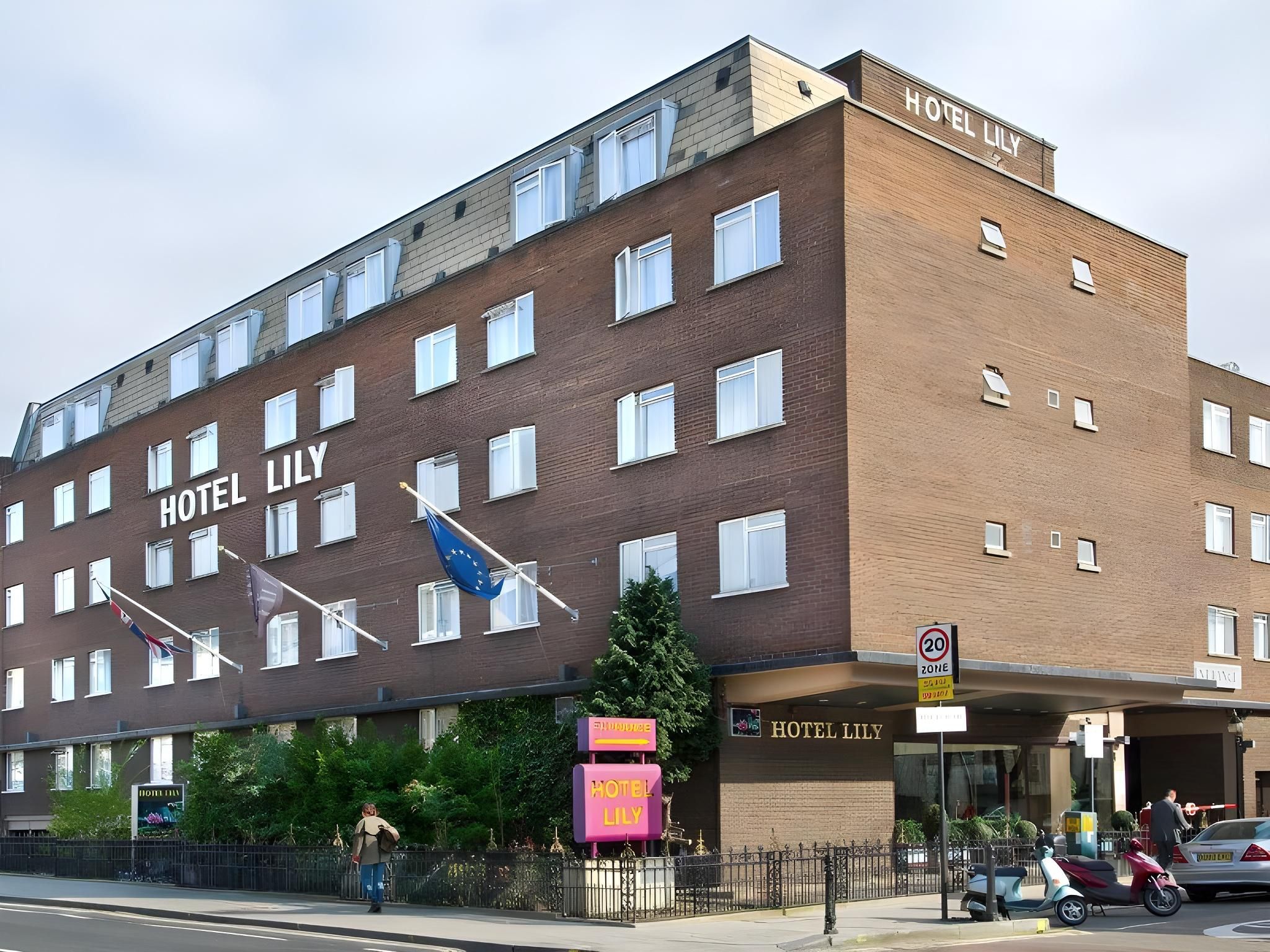 undefined Lily Hotel