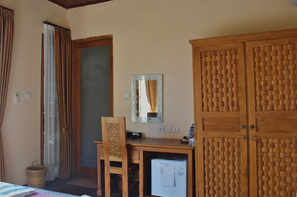 Kabeh Jati Garden Villa and Restaurant Deluxe Double Room 13