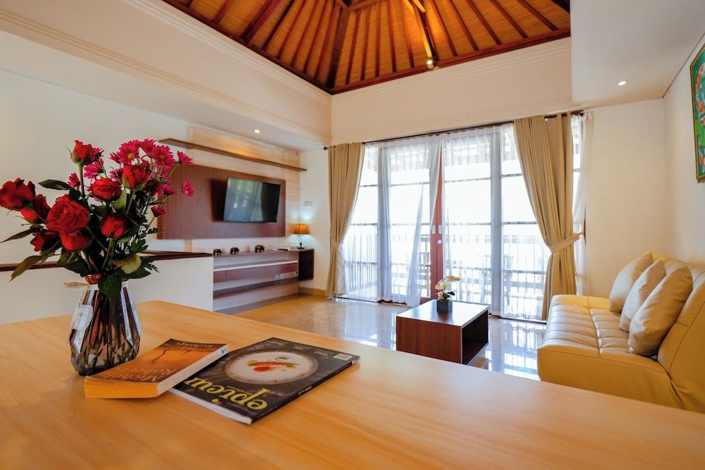 Royal Tulip Springhill Resort Jimbaran One Bedroom Pool Villa 5