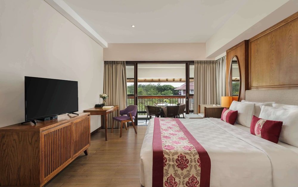 Royal Tulip Springhill Resort Jimbaran Family Suite Garden View 5