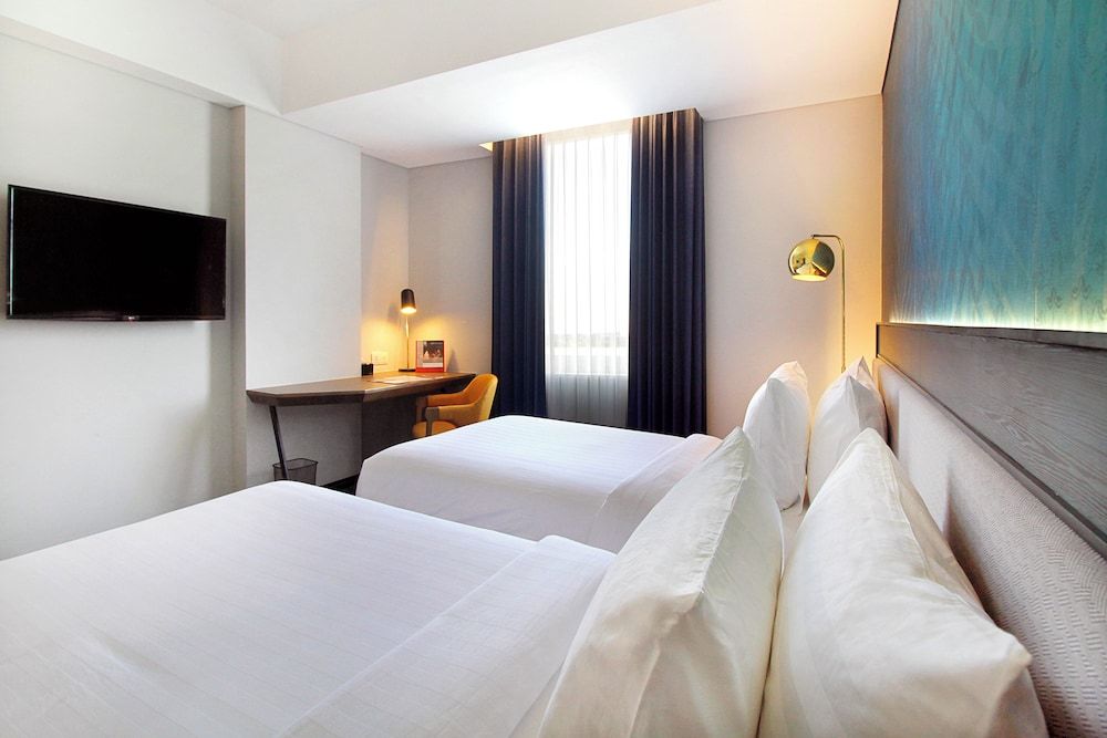 Swiss-Belinn Airport Surabaya Deluxe Twin Room 2