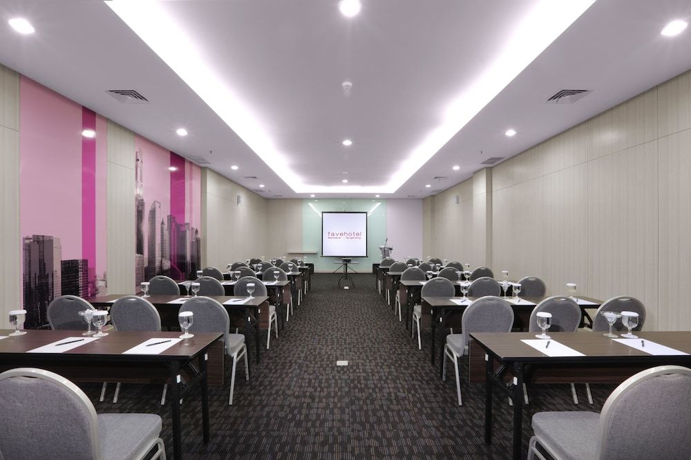undefined favehotel Bandara - Tangerang 8