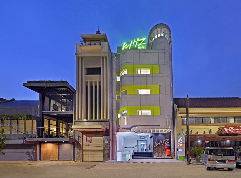 undefined Whiz Hotel Falatehan Jakarta 5